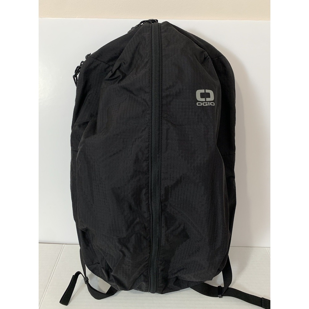 Genuine Ogio Fuse Backpack w/ Laptop Sleeve Black 20L RARE